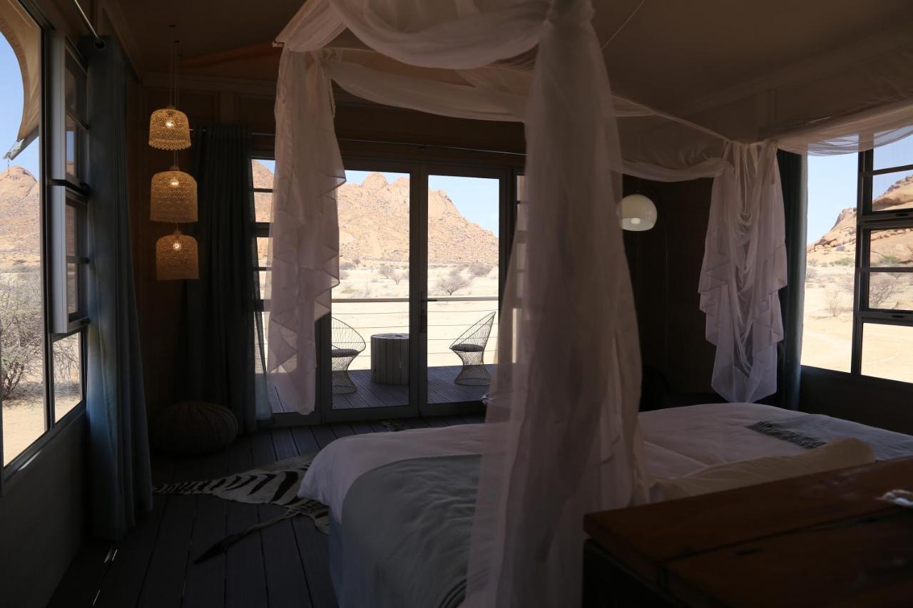 Usakos Spitzkoppen Lodge מראה חיצוני תמונה